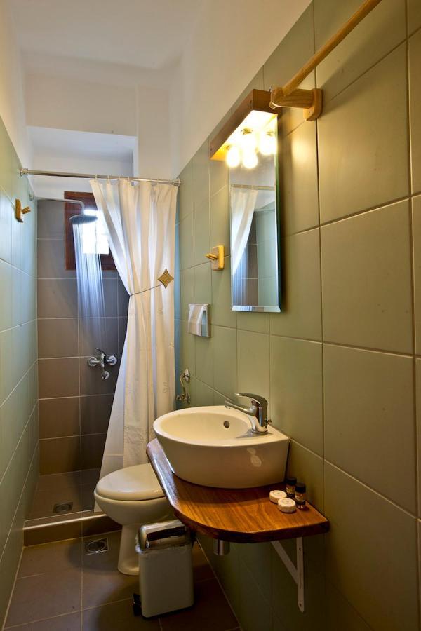 Victoria'S Guesthouse Damouchari Ngoại thất bức ảnh