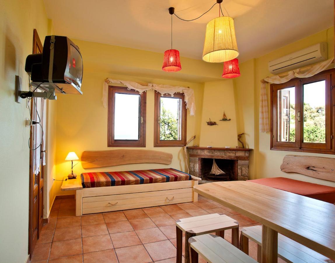 Victoria'S Guesthouse Damouchari Ngoại thất bức ảnh