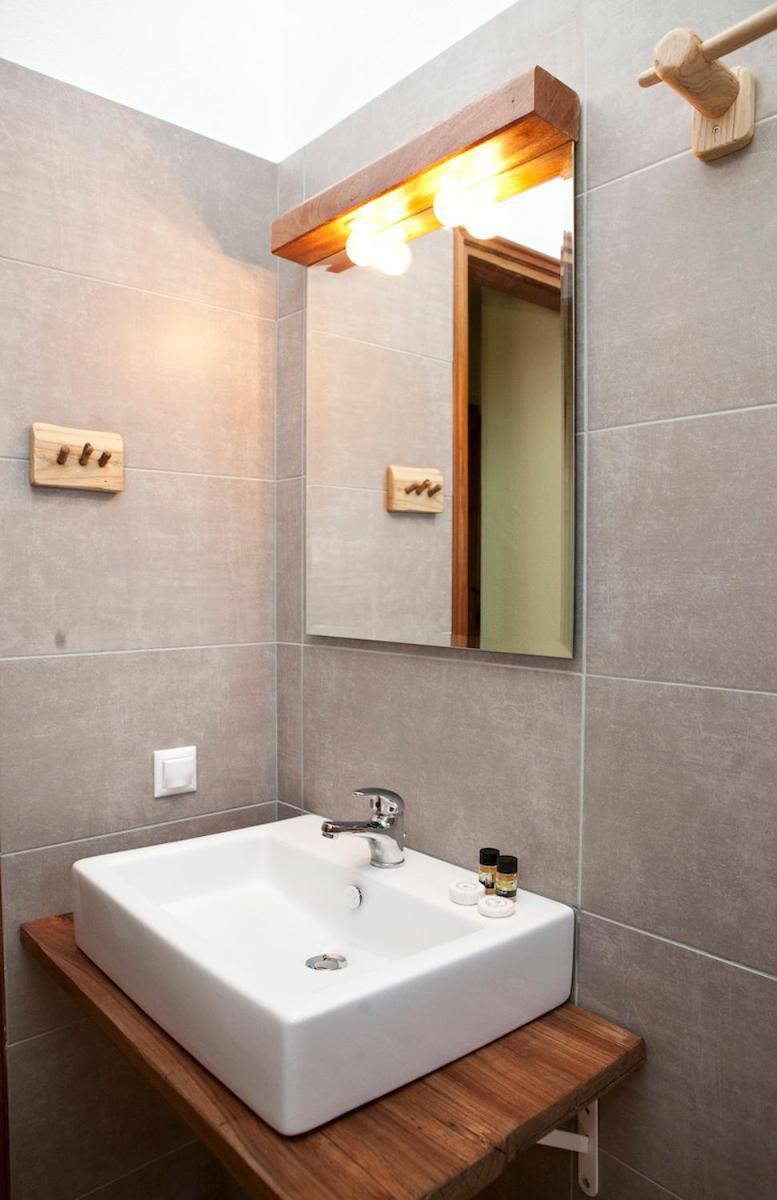 Victoria'S Guesthouse Damouchari Ngoại thất bức ảnh
